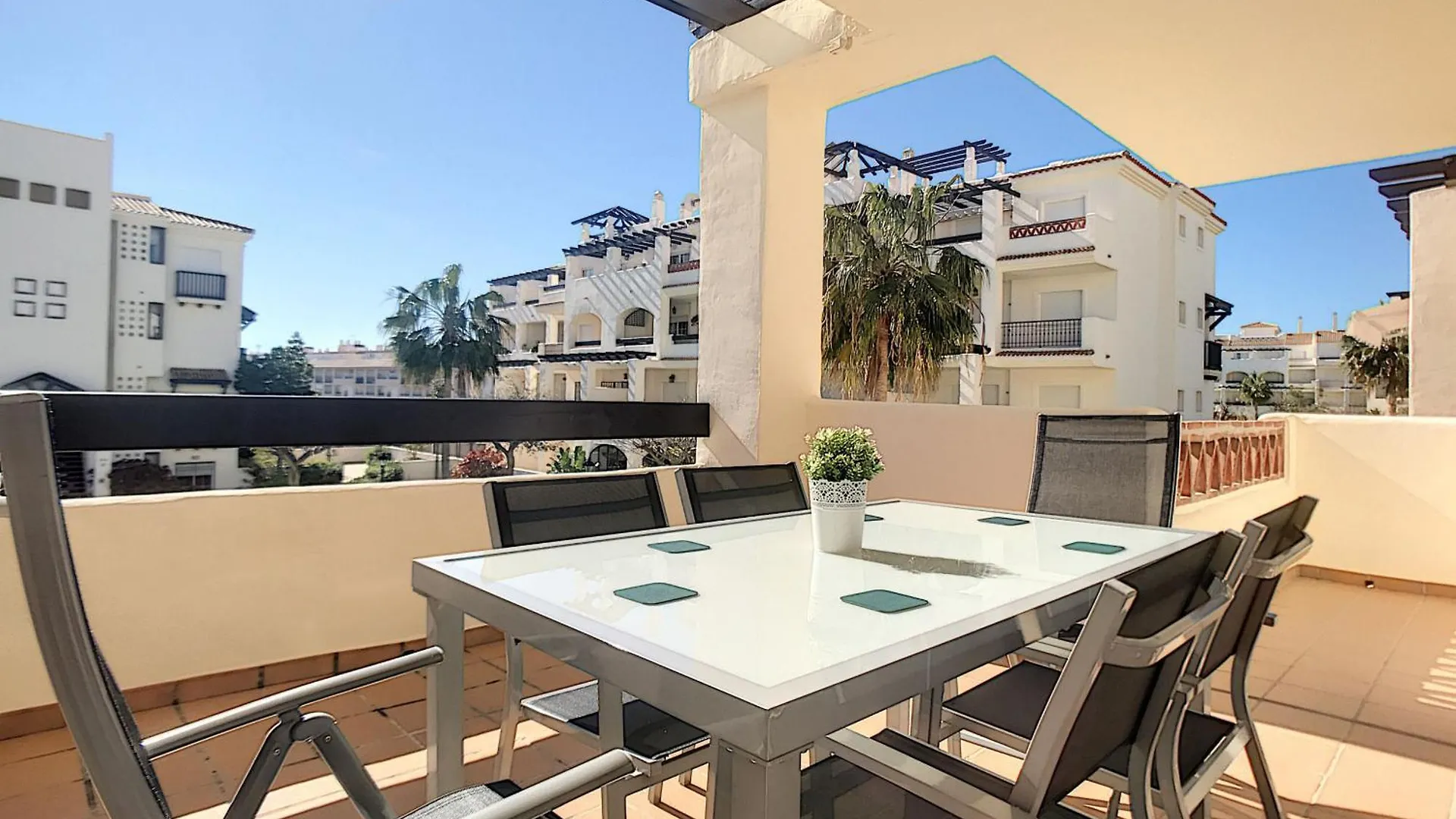 2239-Lovely 2 Bedrooms With Pool And Paddle Court Manilva Spain
