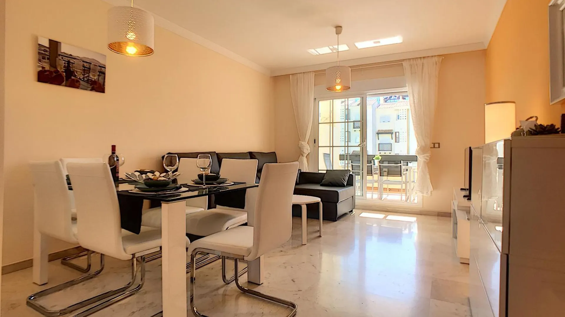 2239-Lovely 2 Bedrooms With Pool And Paddle Court Manilva